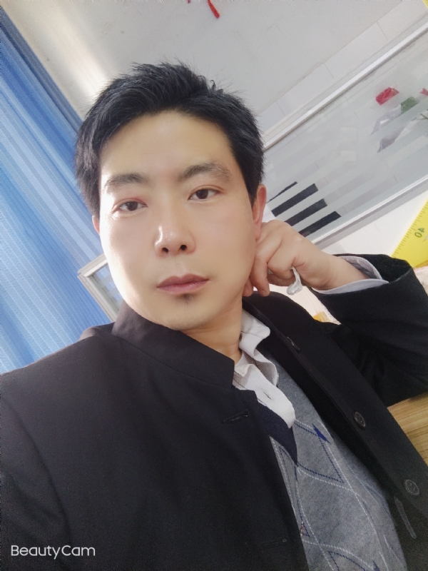 铜豌豆的第一张照片--和田王婆说媒