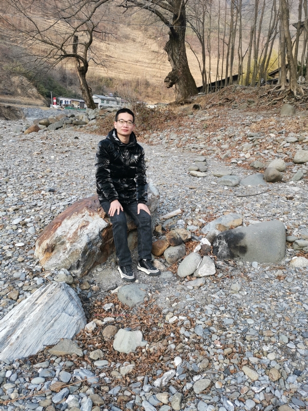 众里寻她的第一张照片--和田王婆说媒